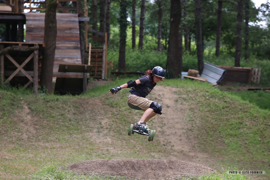 Emmanuelle Kedadra - Enseignante Ecole de Mountainboard Auvergne
