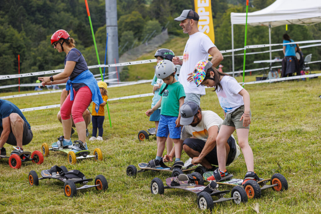 Initiation Mountainboard à Super-Besse avec l'E.M.A.